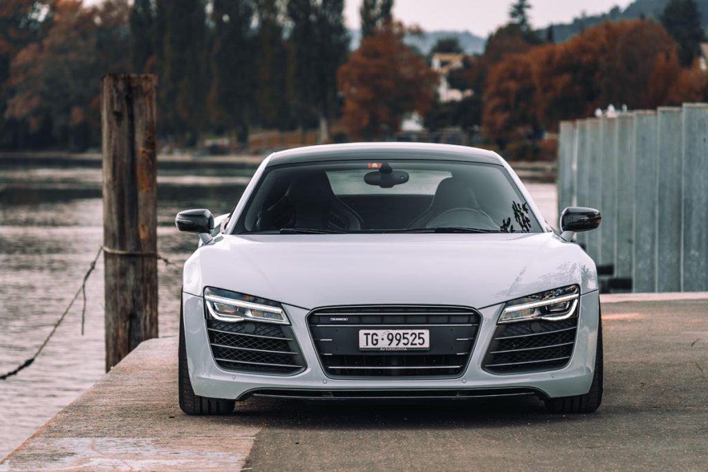 Discover Audis mid-engine sports car R8
